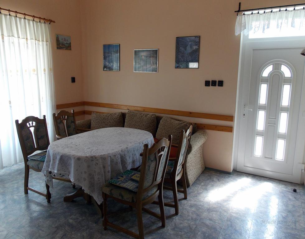 Bencze Vendeghaz Zalakaros Apartment Luaran gambar
