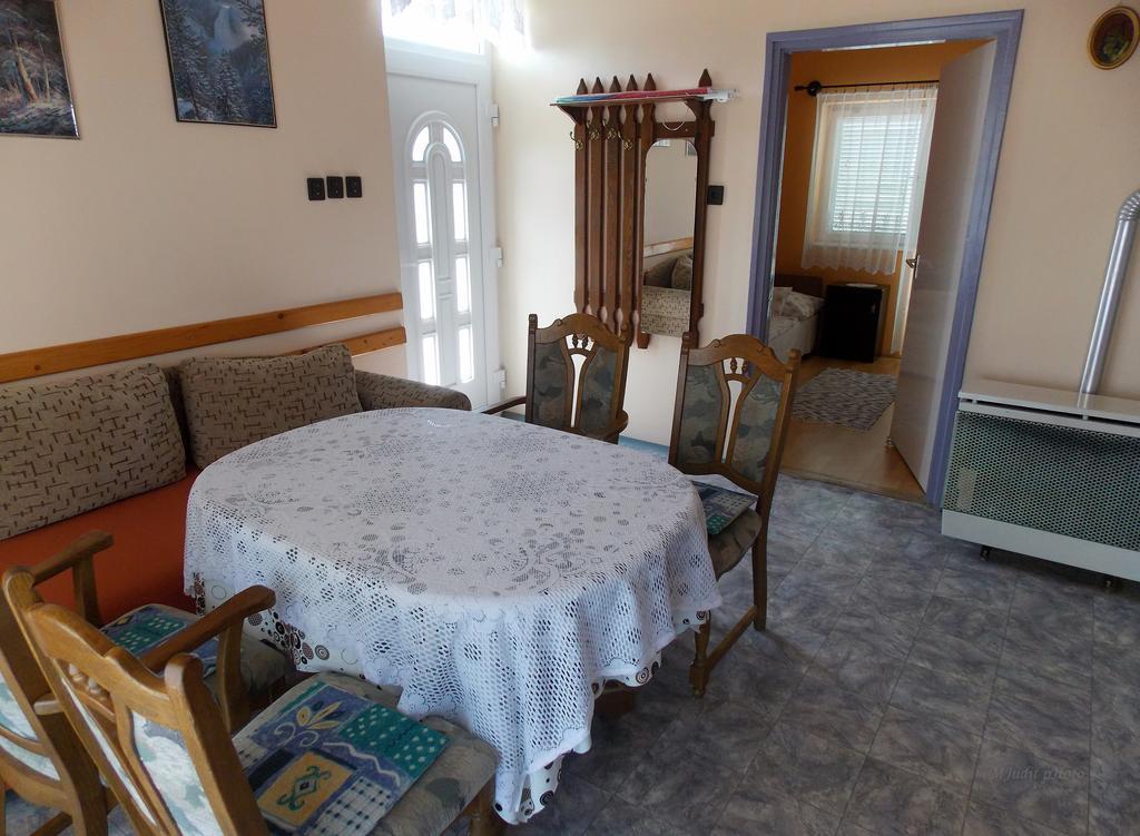 Bencze Vendeghaz Zalakaros Apartment Luaran gambar
